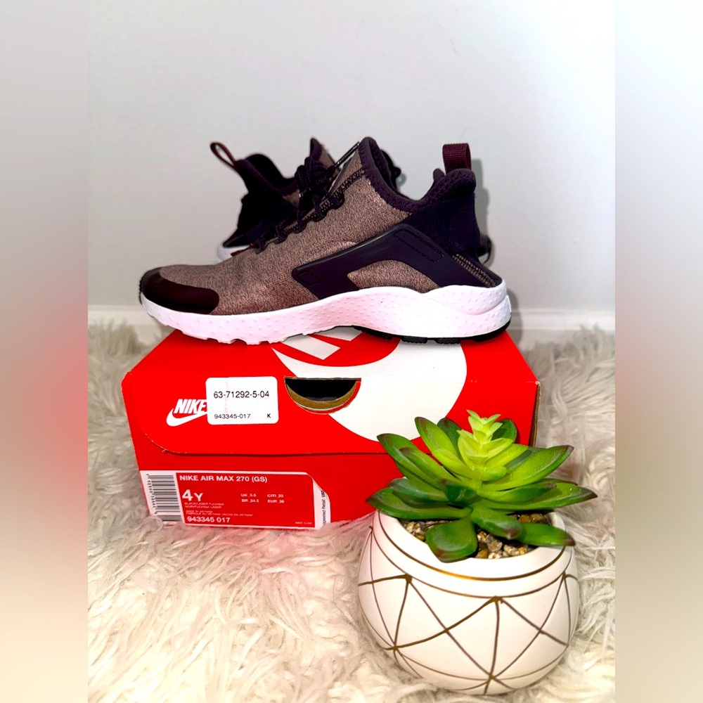 Wmns Nike Air Huarache Run Ultra SE 'Port Wine'